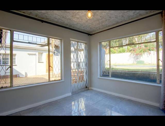 3 BEDROOM HOUSE FOR SALE IN MONTGOMERY PARK